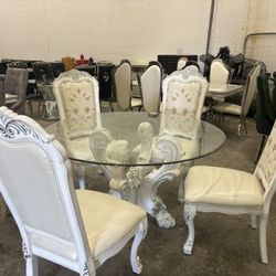 Nice Dining Table Set