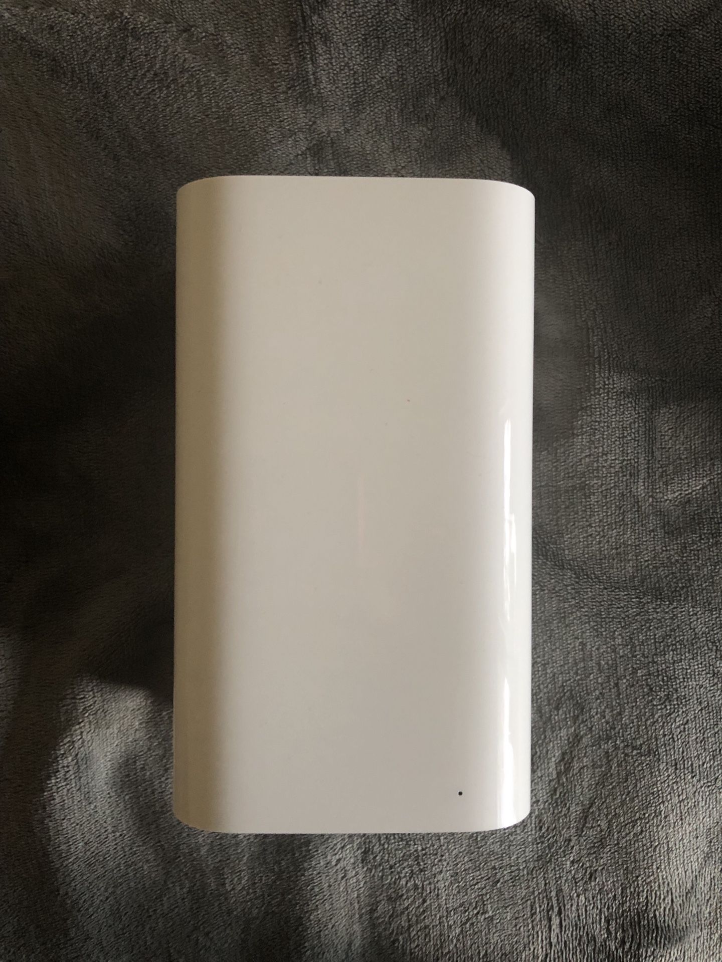 WiFi Router || Apple AirPort Extreme (gen 6)