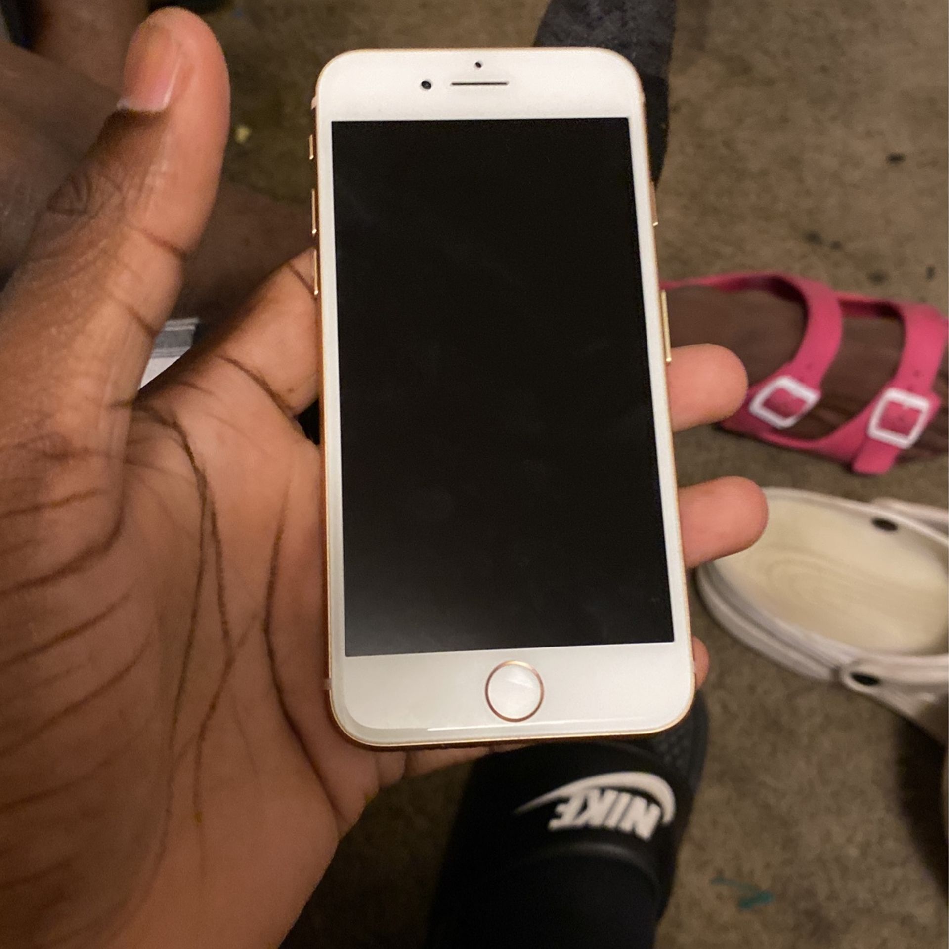 iPhone 8