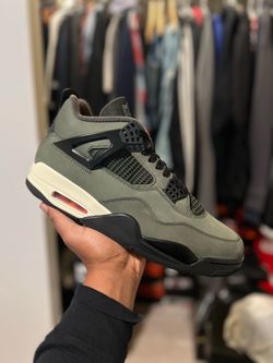 Jordan 4s Retro Undefeated 2025