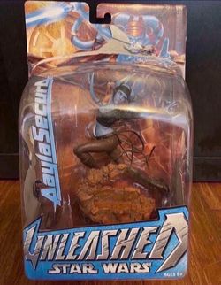 Star Wars 2004 Unleashed Aayla Secura Statue Figurine
