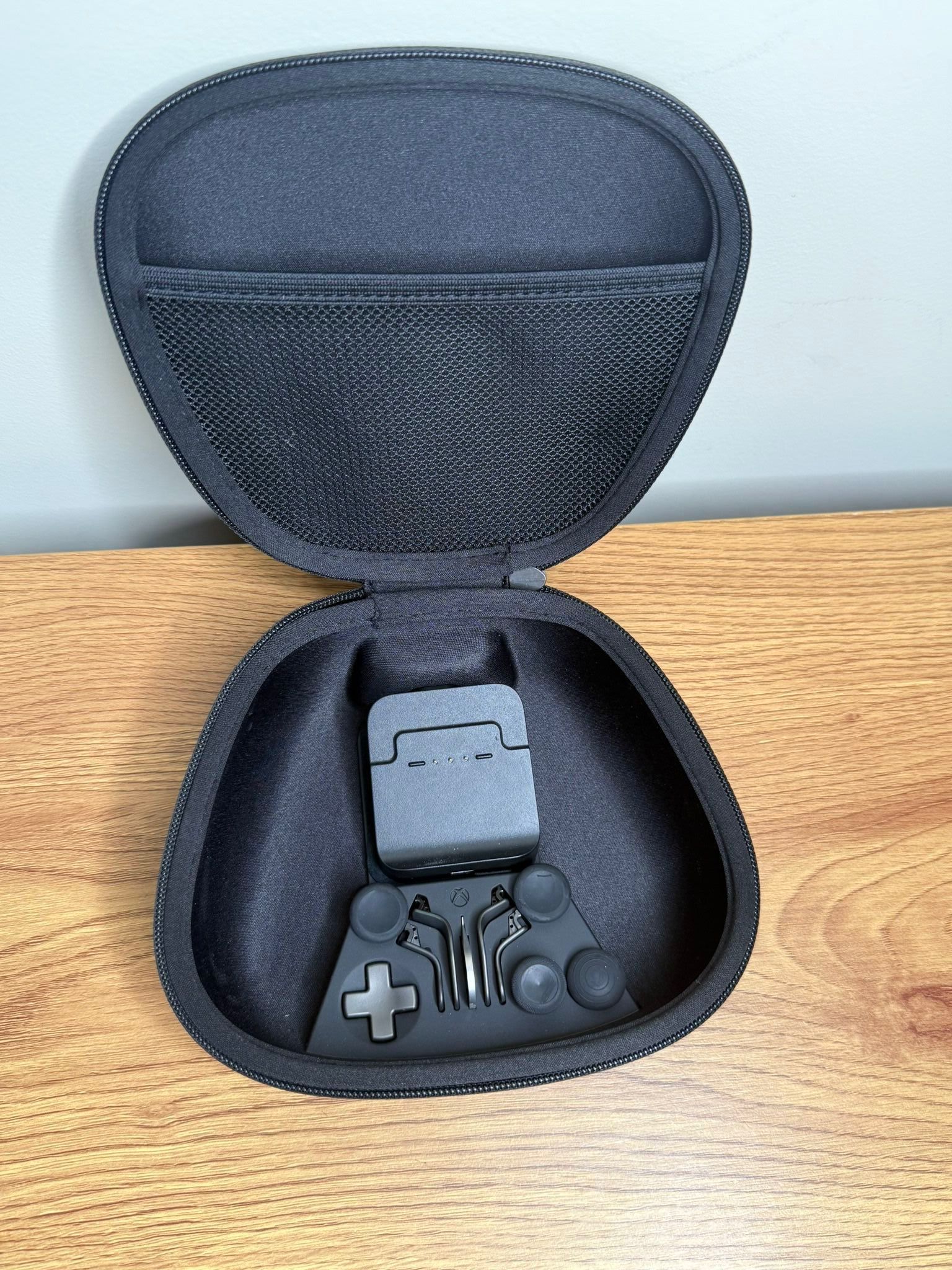 Xbox Elite 2 Controller Case And Accessories NO CABLE, CASE ONLY
