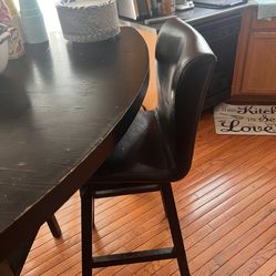 Kitchen Table 2 Chairs A bench