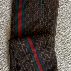 Authentic Gucci GG Monogram Wool/Silk Scarf – Brown/Red/Green