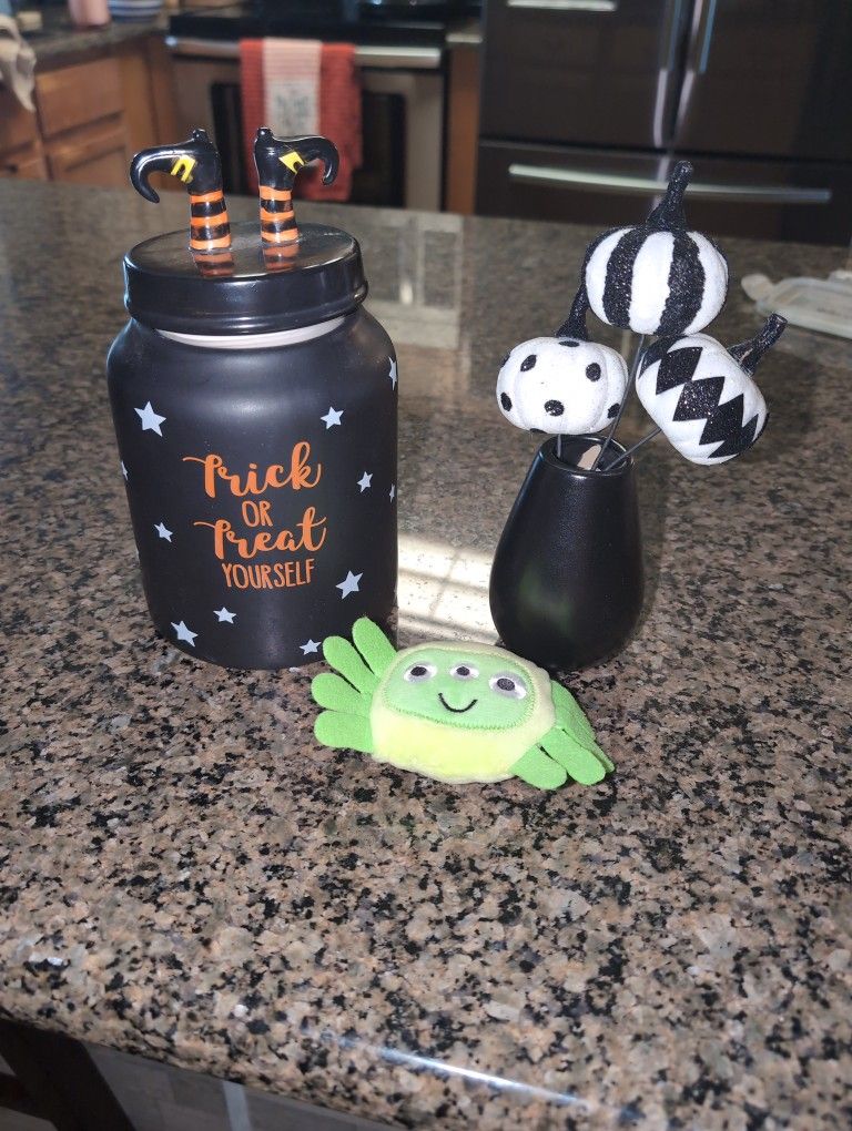 Halloween Decor
