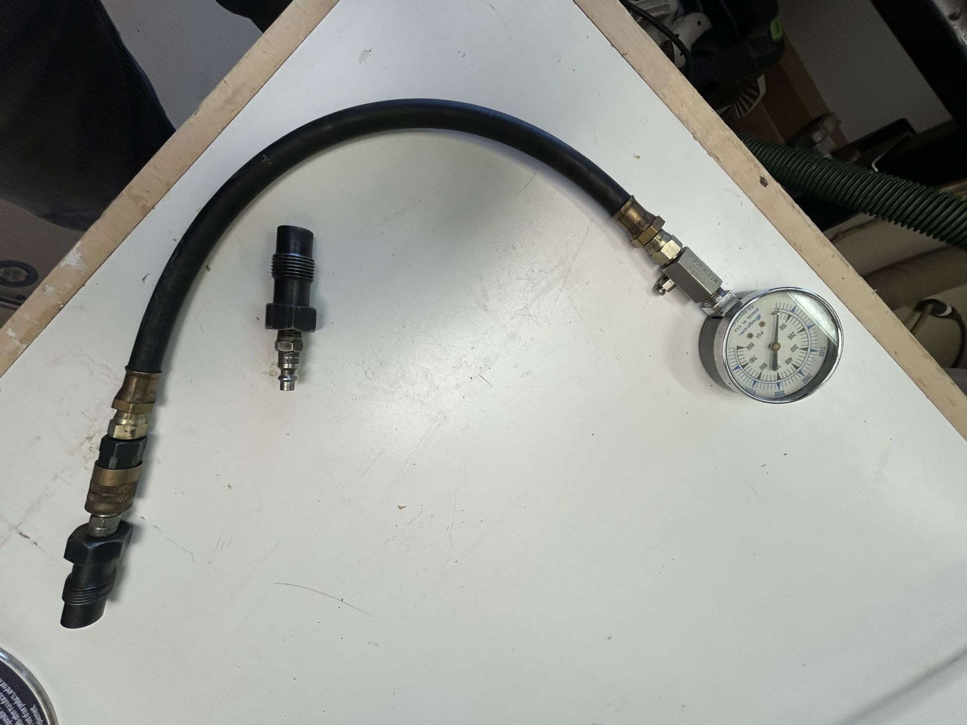 Snap On Diesel Compression Gauge With Mercedes Adapters