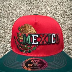 Mexico, Gorra Escudo Mexicano Y México Con Bordado 3D. Imperesionante Gorra.