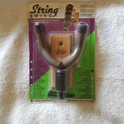 Guitar Hanger/String Swing #CC01