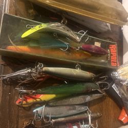 Vintage Fishing Lures And Tackle Box 