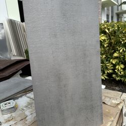 Roca Nolita Antracita Tile 