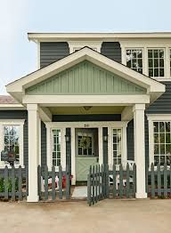 STOP PUTTING OFF YOUR HOME’S EXTERIOR MAKEOVER