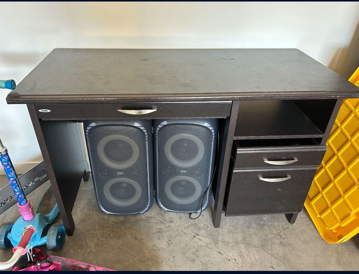 Desk
