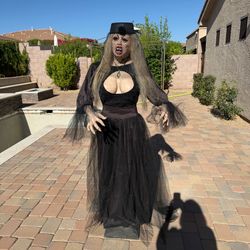 Life Size Vampire Dead Widow Halloween Statue Zombie Horror Scary Black Sexy Latex Realistic READ!