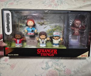 Little People Collector Stranger Things Max’s Song Edition Figure Set