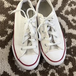 Converse Kids Size 1 