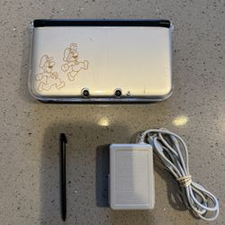 Nintendo 3DS XL – Year of Luigi Edition- Loaded With Games
