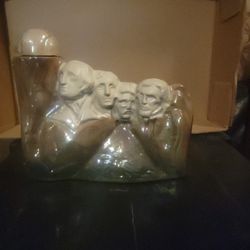 Mt Rushmore Decanter