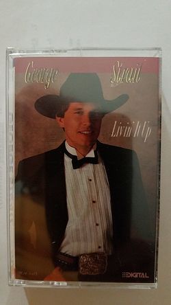 George Strait - Livin It Up cassette