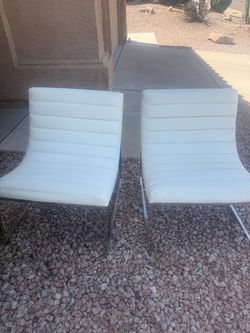 Set of 2 White Leather Like Modern Accent Chairs
