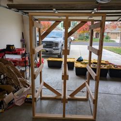 Tote Storage Rack - 27 Gallons - Holds 4 Totes - Se Habla Español 