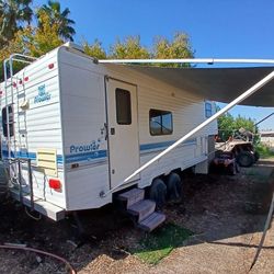 RV.  1996 Prowler  25.5 P.     5th Wheel 