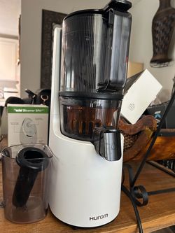 Hurom Juicer H200 easy-clean model