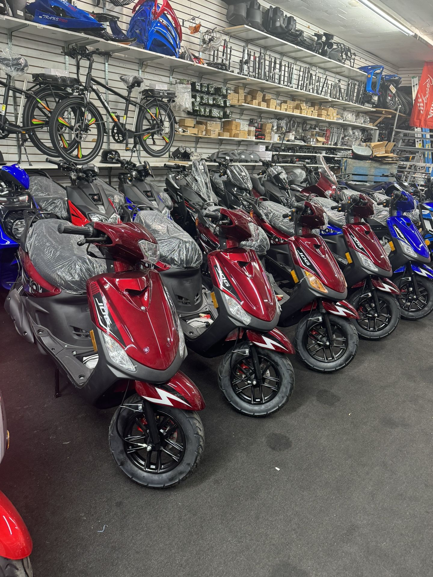 Brand New Razor 150cc Gas Scooter