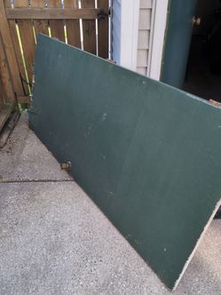 Free hollow core door
