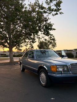 1989 Mercedes-Benz 300se