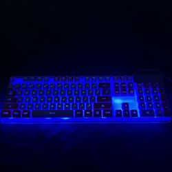 LED Gaming Keyboard (Pink and White!)