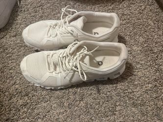 Womens On cloud 6 lifestyle size 8