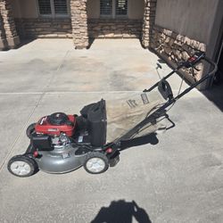 Honda Powered Craftsman Lawn Mower 