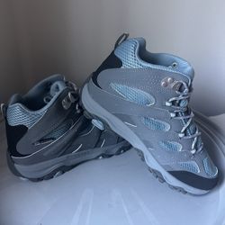 Merrell Boy’s Moab 3 Mid WaterproofHiking Shoe
