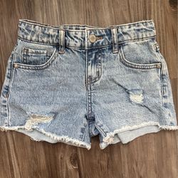 Art class girl shorts size medium 8