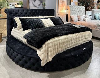 Circle design Black velvet storage king platform bed