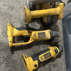 Vendo Estás 3 Piesas X $150.  Solo Tengo Una Batería.   Ok 