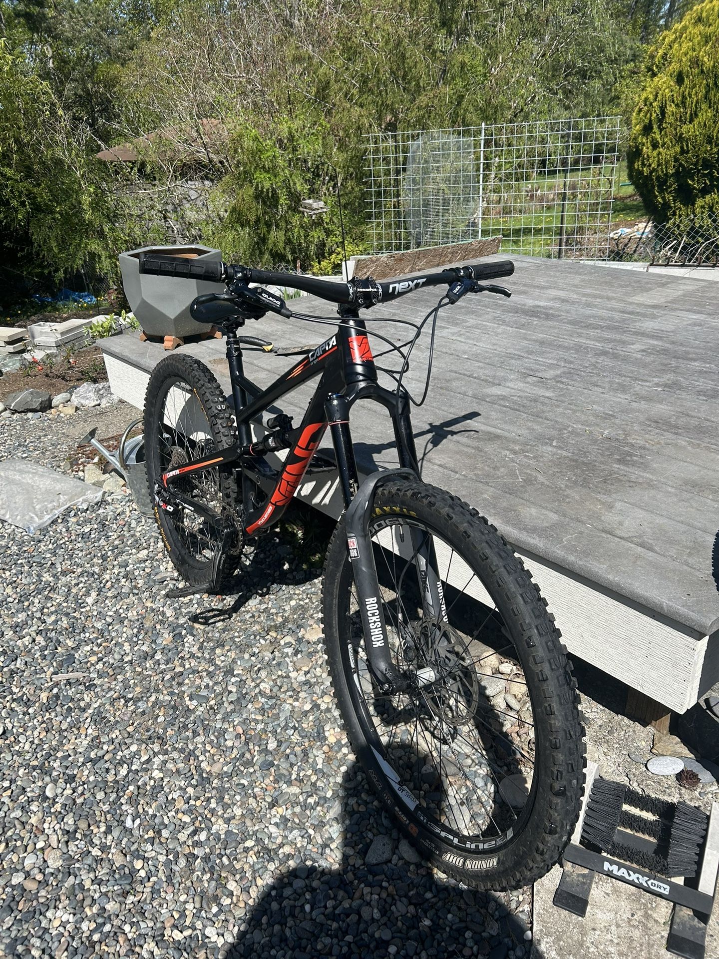 Yt Capra