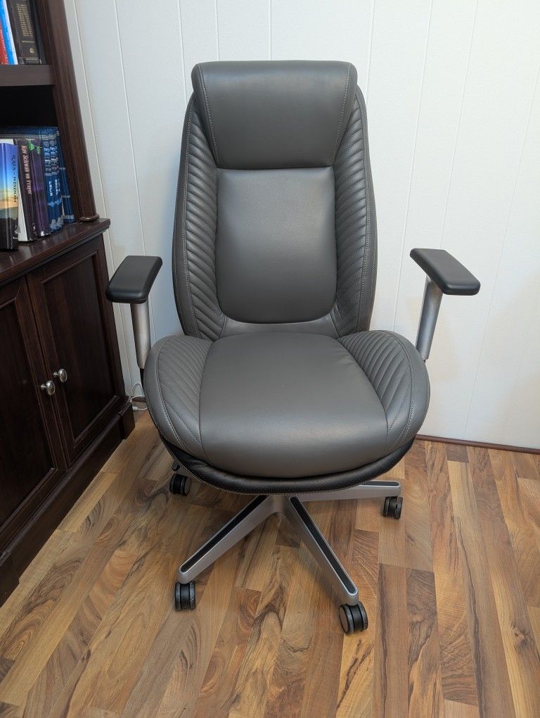 Serta iComfort i6000 office chair Brand new