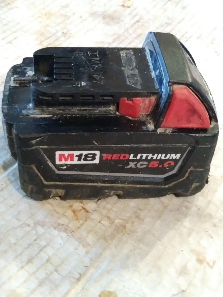 MILWAUKEE M18 VOLT XC 5.0 BATTERY FULLY CHARGED