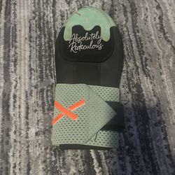 Baseball sliding mitt absolutely ridiculous
