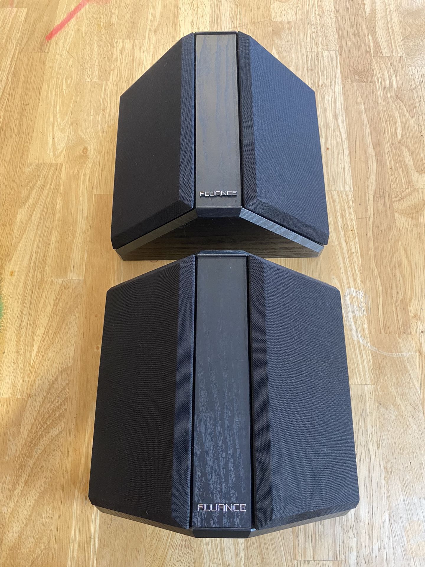 Surround speakers Fluance SXBP2