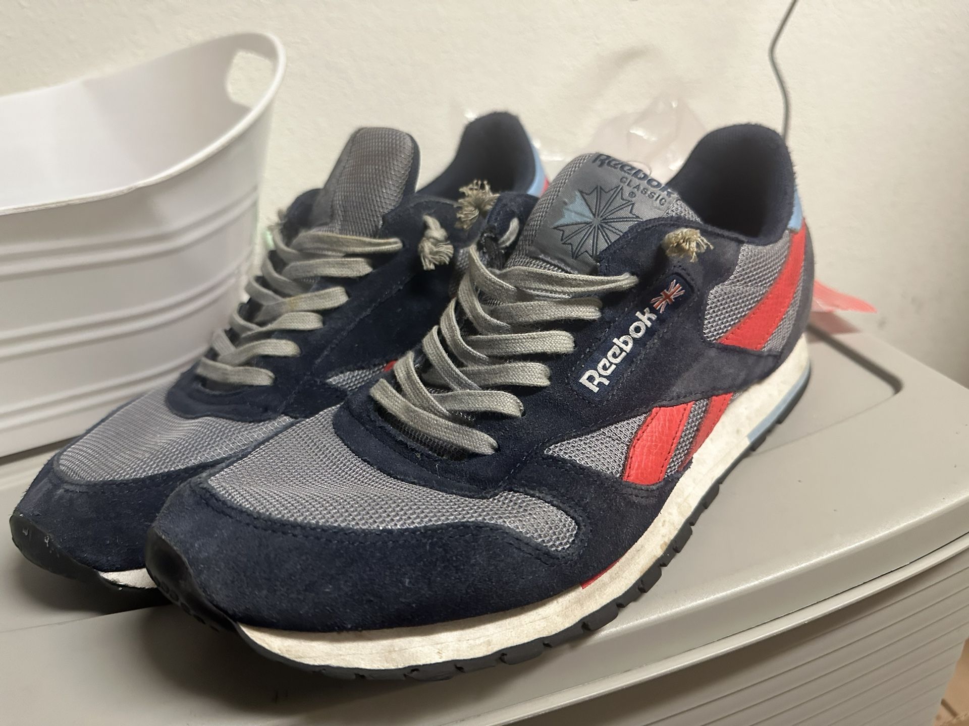 Reebok Sneakers