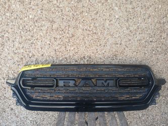 2019-21 Dodge Ram Grill