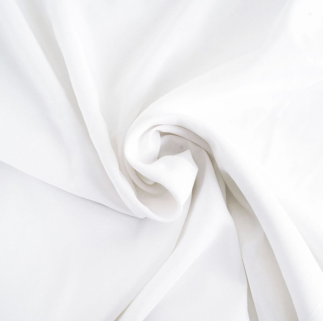 120” Round White Tablecloths