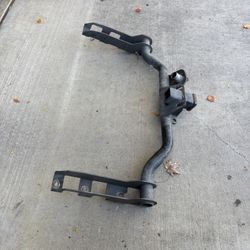 99-06 Chevy Silverado Stock Hitch(no Hardware)