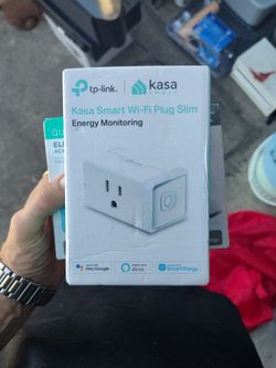 Smart plug in