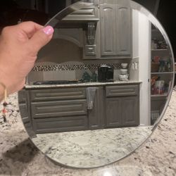 3-ROUND MIRRORS 