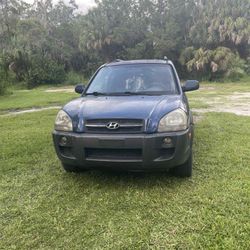 2005 Hyundai Tucson 
