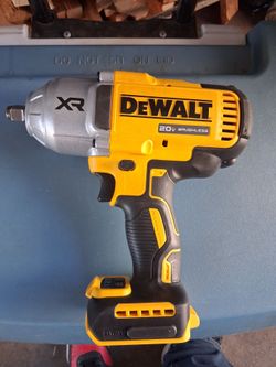 Dewalt 1/2 impact  drill .tool only