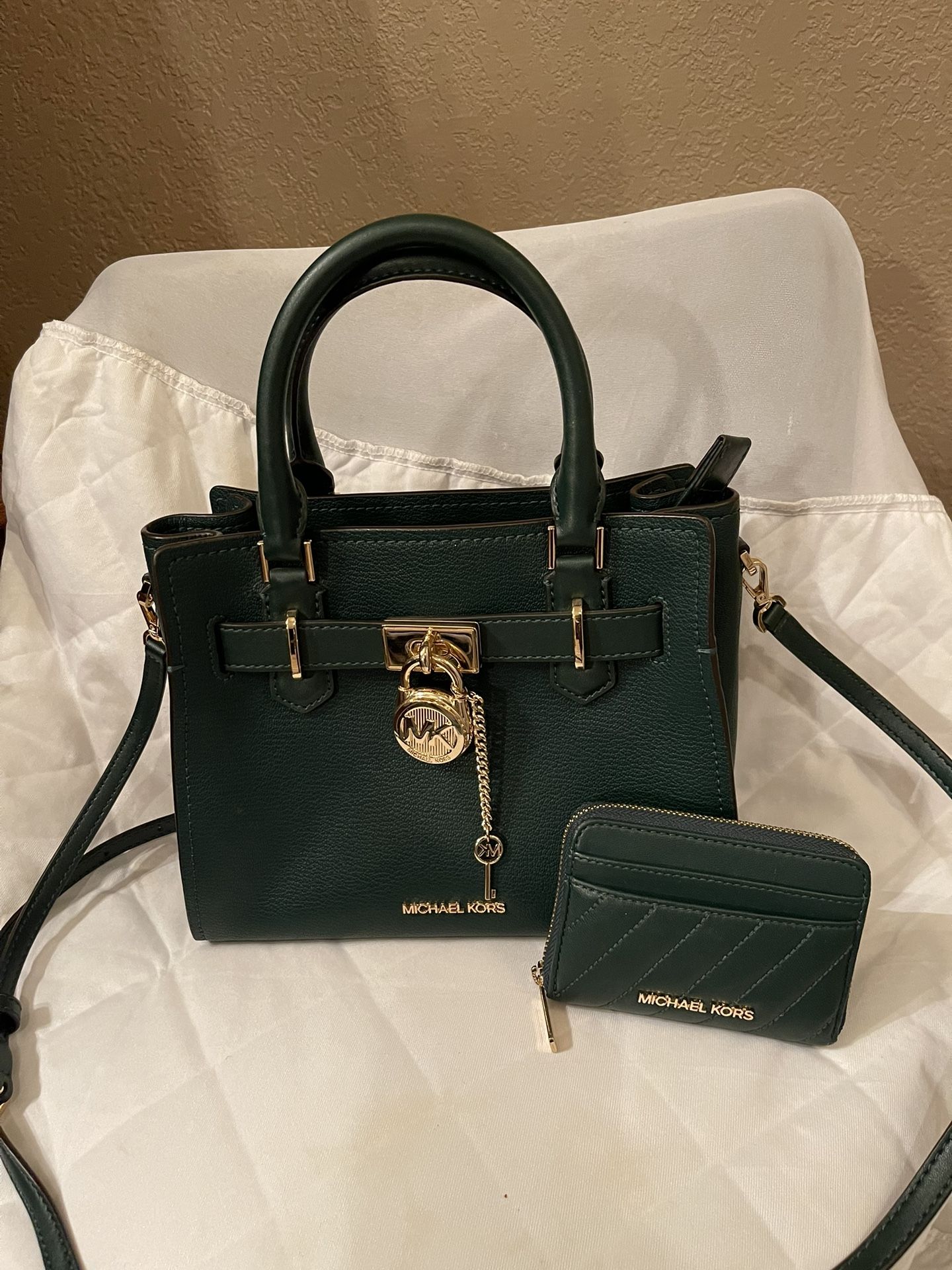 Michael Kors Purse And Wallet 